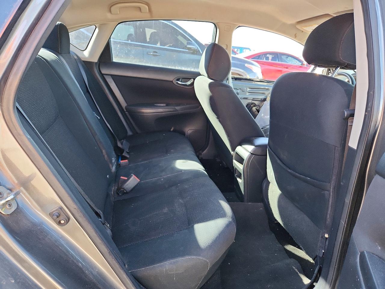 2019 NISSAN SENTRA S photo 10