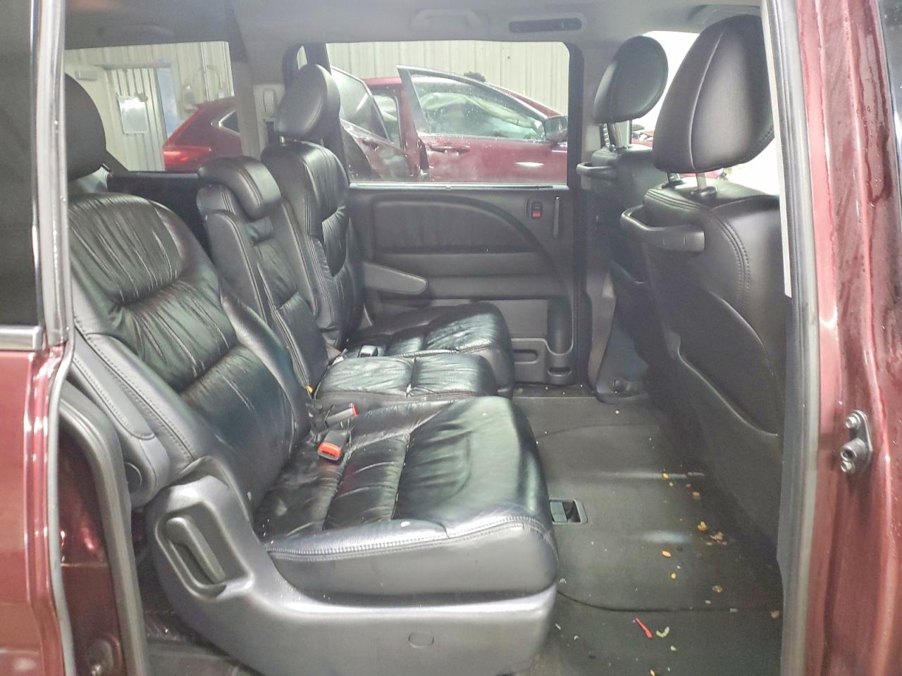 2010 HONDA ODYSSEY TOURING photo 31