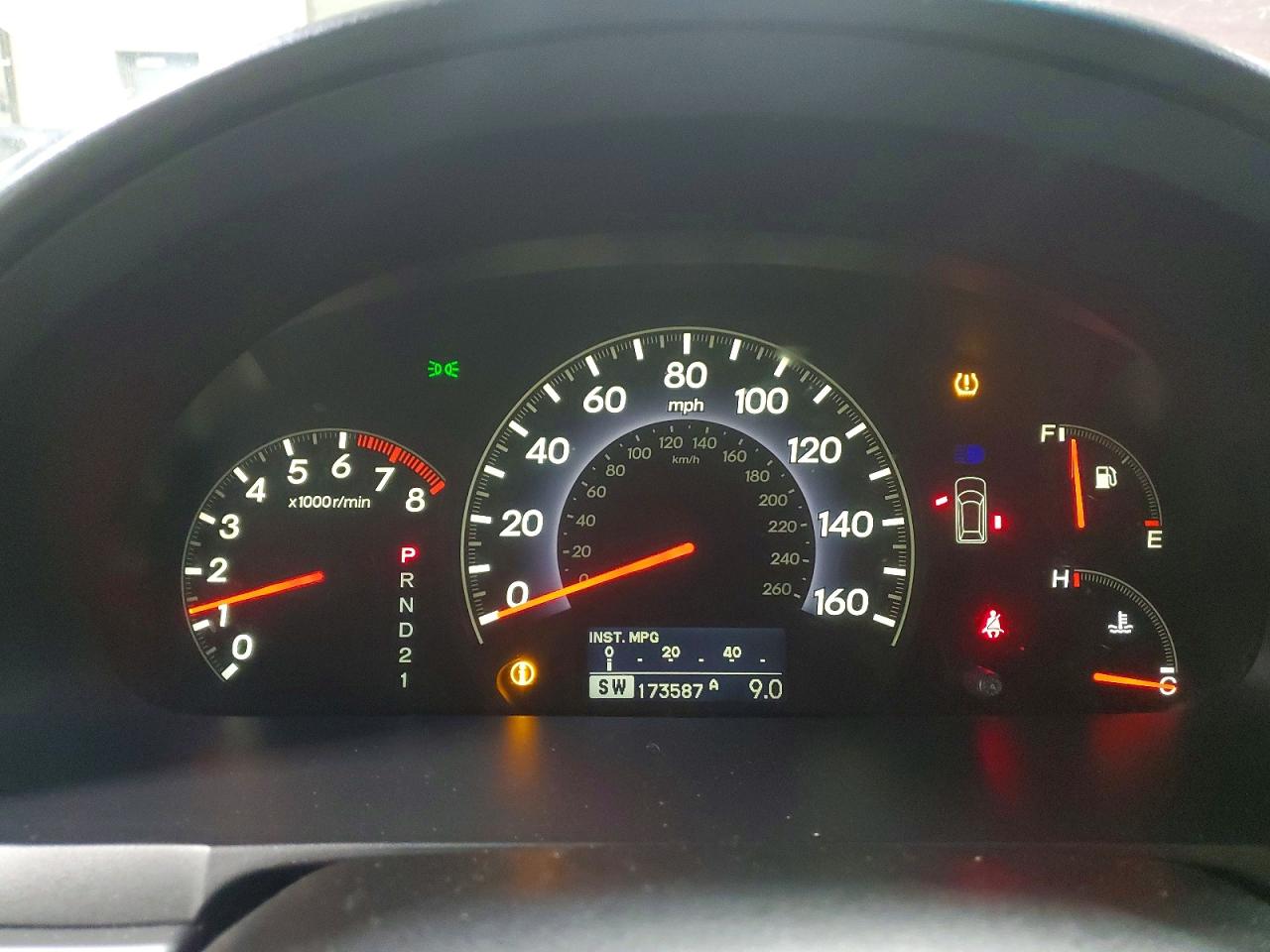 2010 HONDA ODYSSEY TOURING photo 25