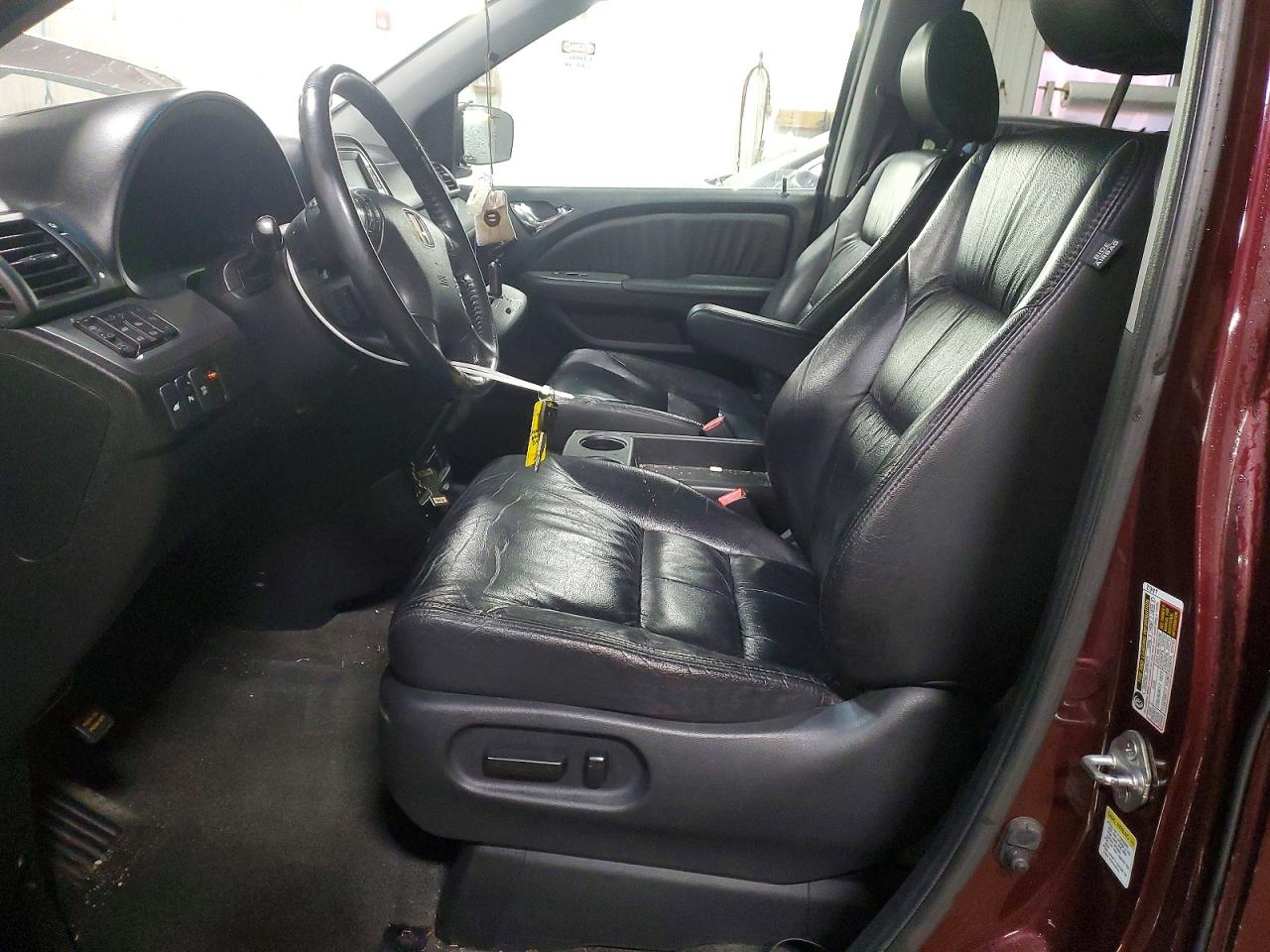 2010 HONDA ODYSSEY TOURING photo 19