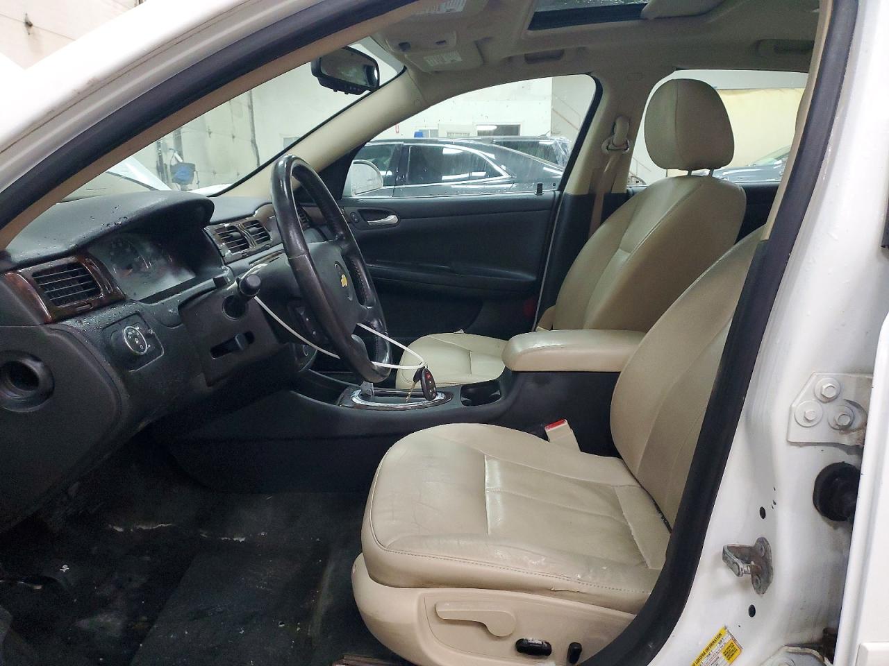 2013 CHEVROLET IMPALA LTZ photo 13