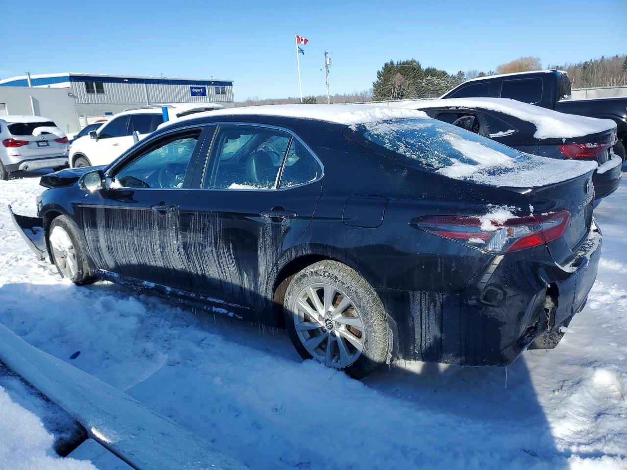 2021 TOYOTA CAMRY SE photo 4