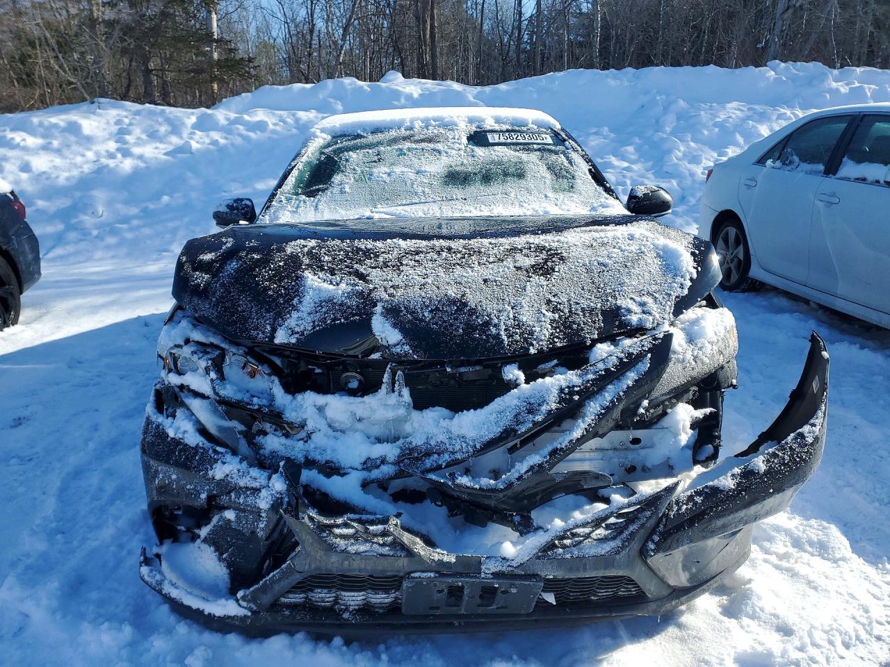 2021 TOYOTA CAMRY SE photo 13