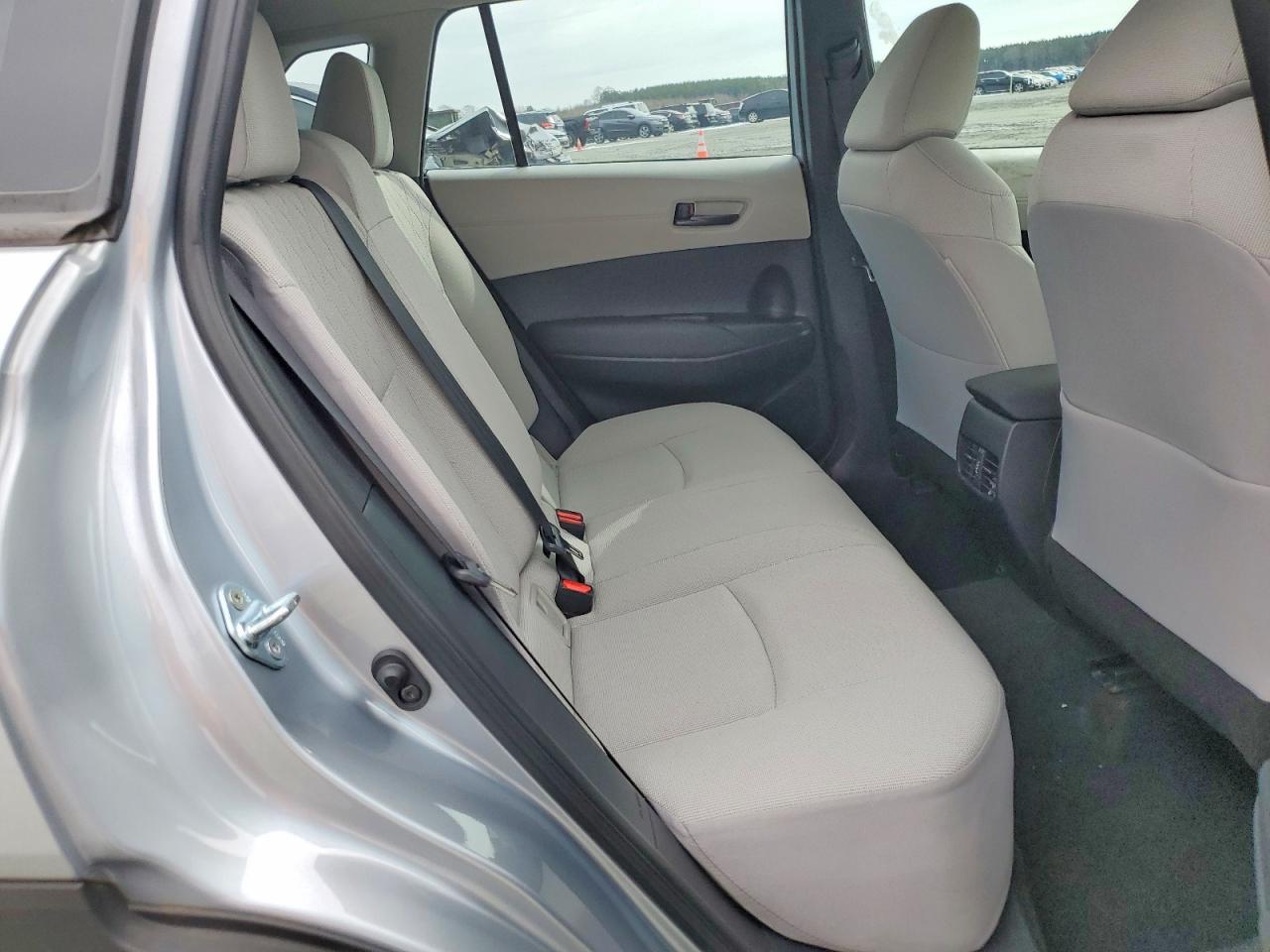 2023 TOYOTA COROLLA CROSS L photo 19
