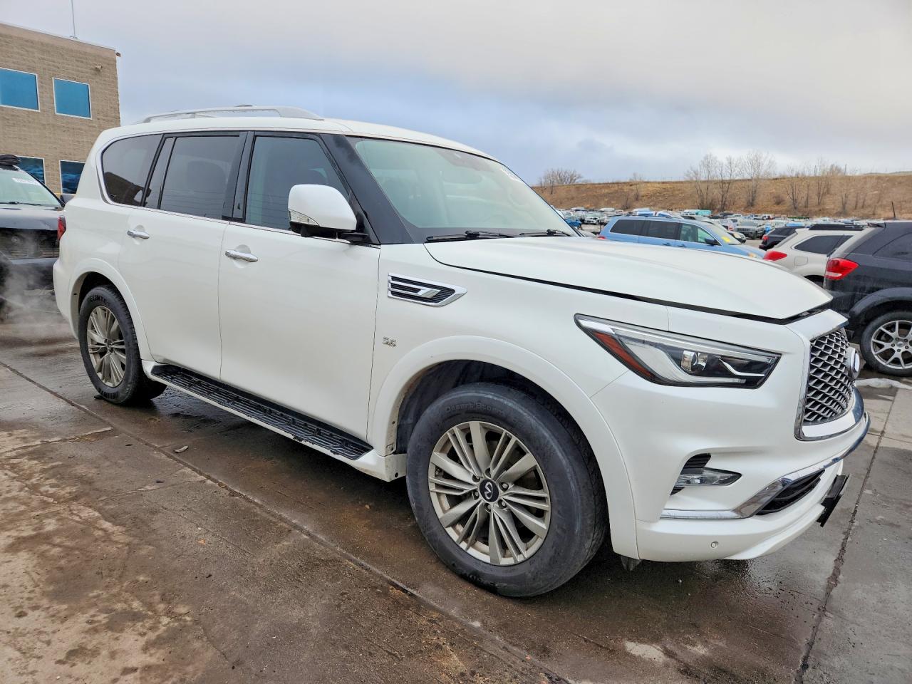 2018 INFINITI QX80 BASE photo 4