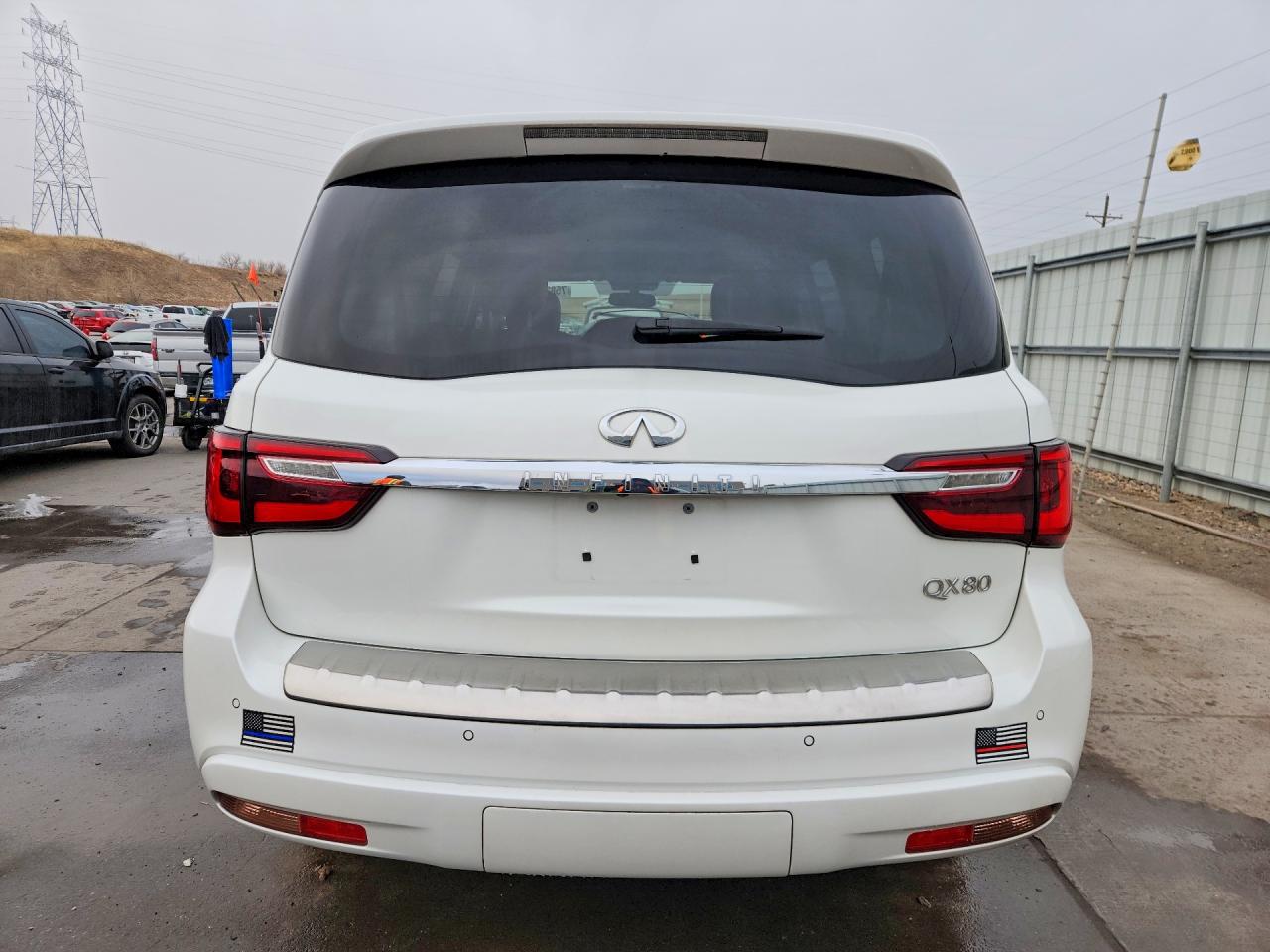 2018 INFINITI QX80 BASE photo 6