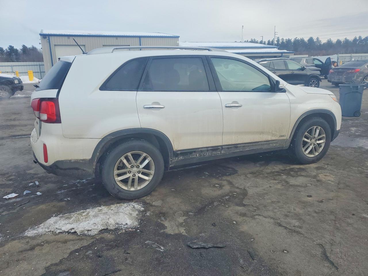 2015 KIA SORENTO LX photo 7