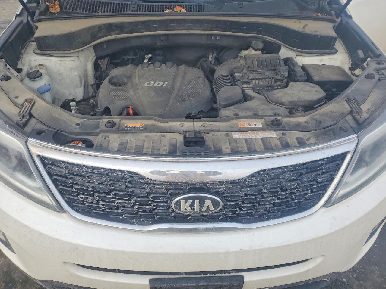 2015 KIA SORENTO LX photo 31