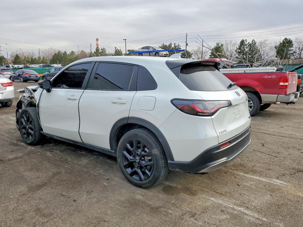 2024 HONDA HR-V SPORT photo 2