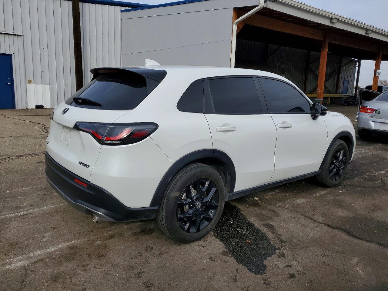 2024 HONDA HR-V SPORT photo 3