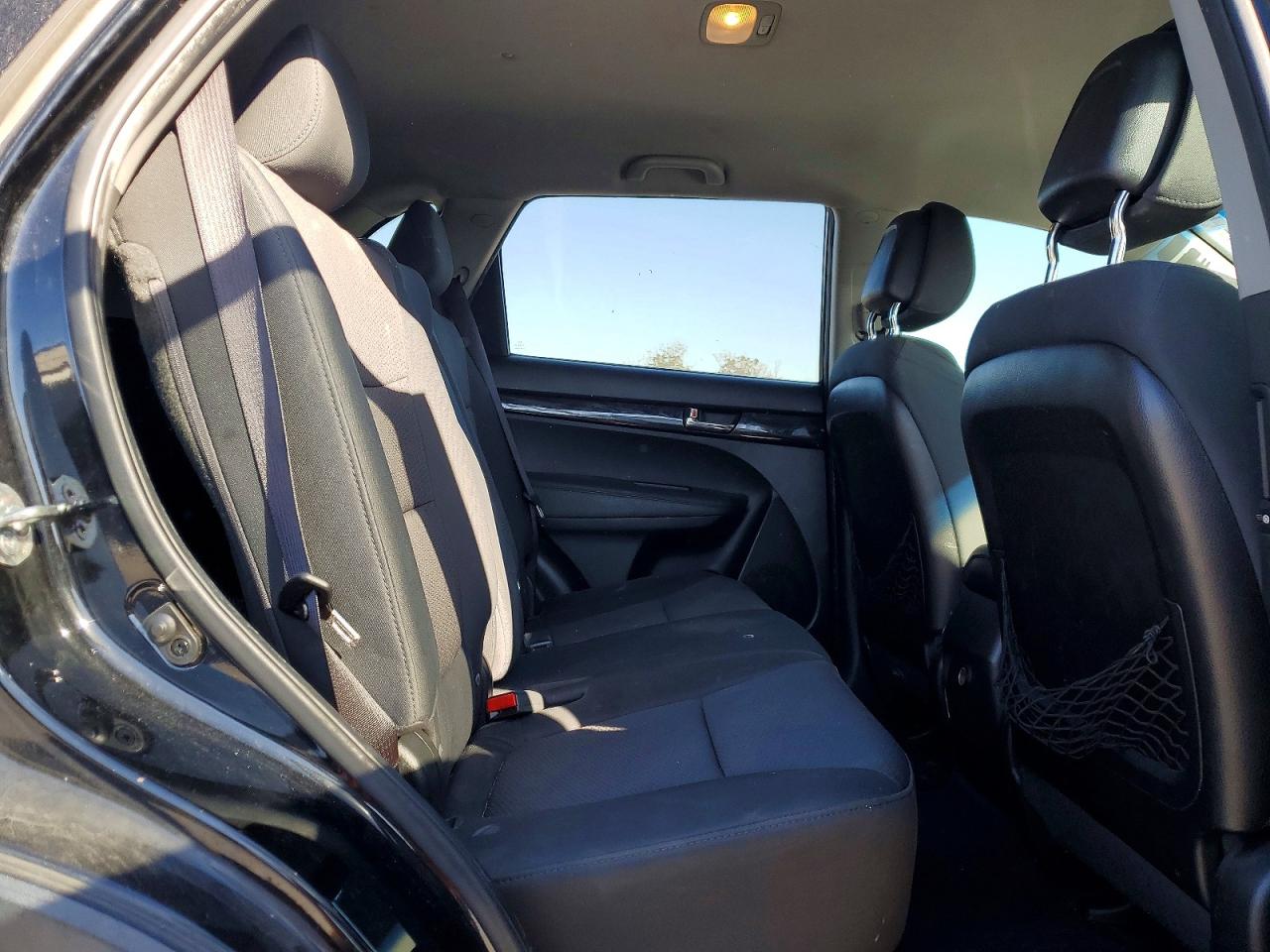 2011 KIA SORENTO LX photo 11