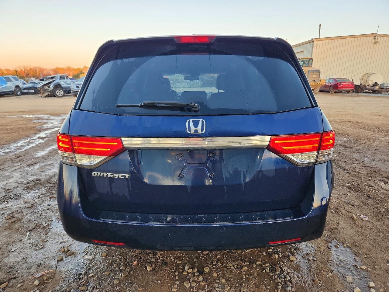 2016 HONDA ODYSSEY EXL photo 11