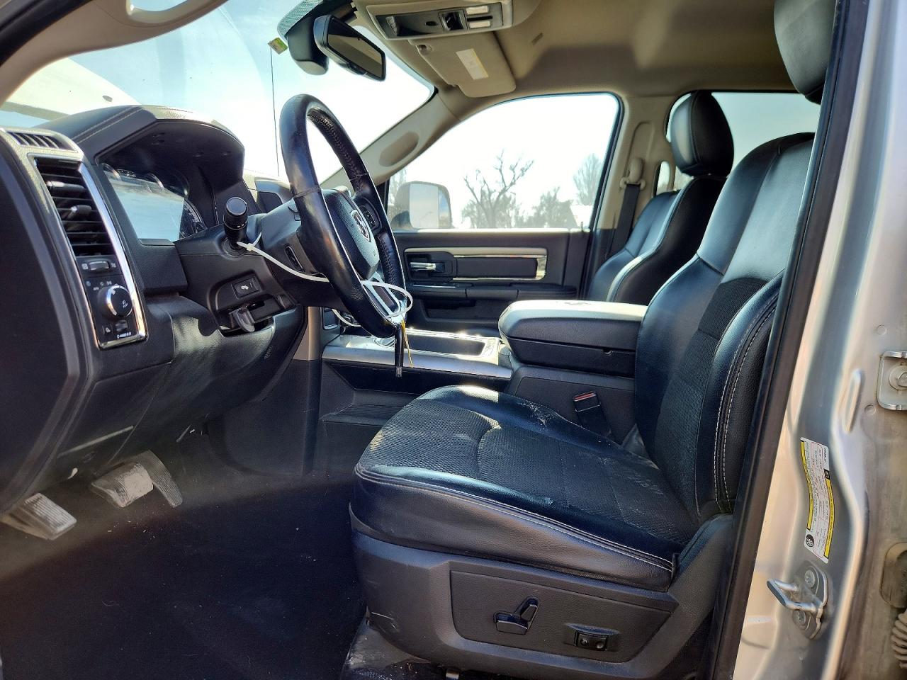2018 RAM 2500 SLT photo 7