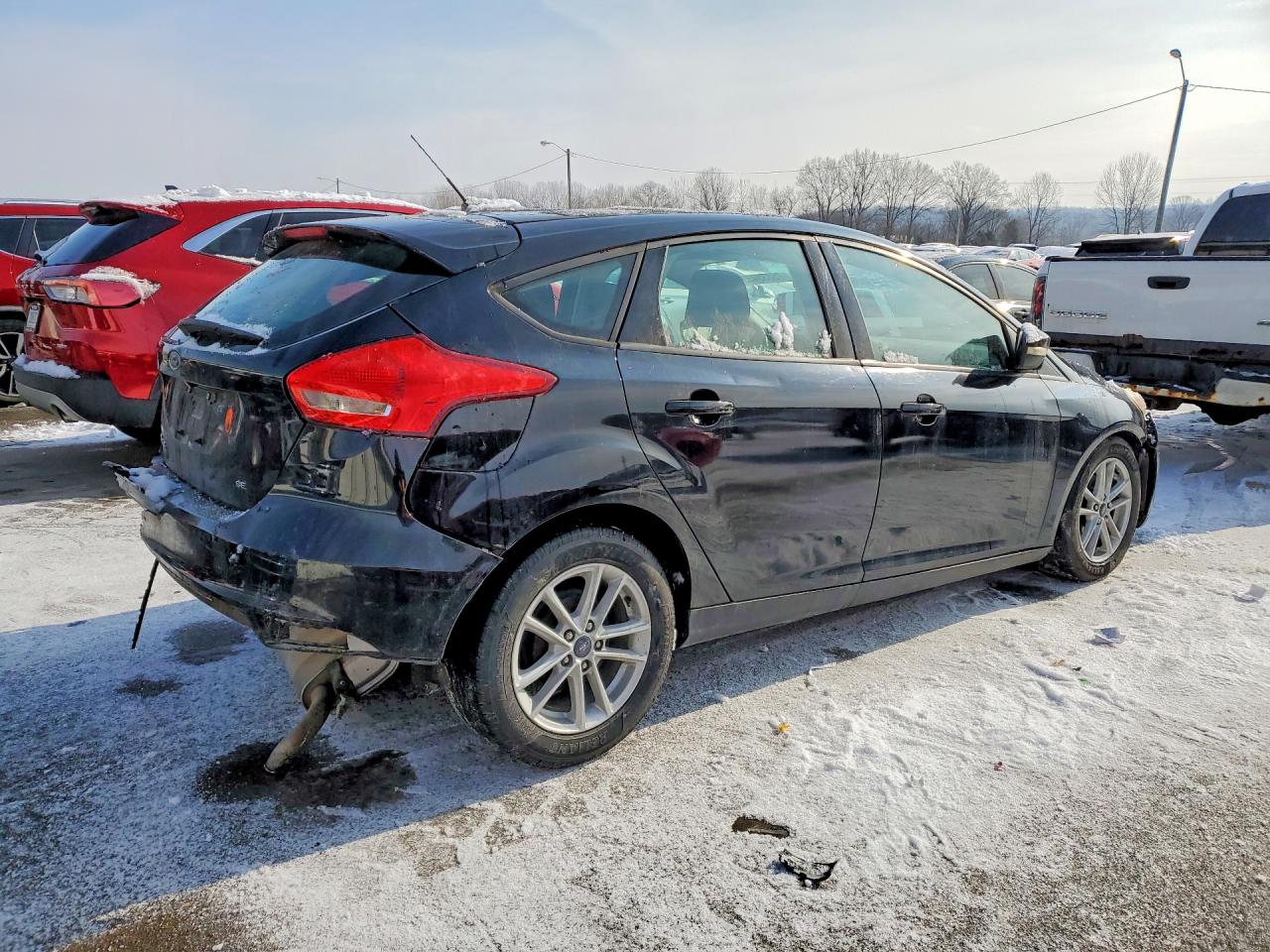 2018 FORD FOCUS SE photo 3