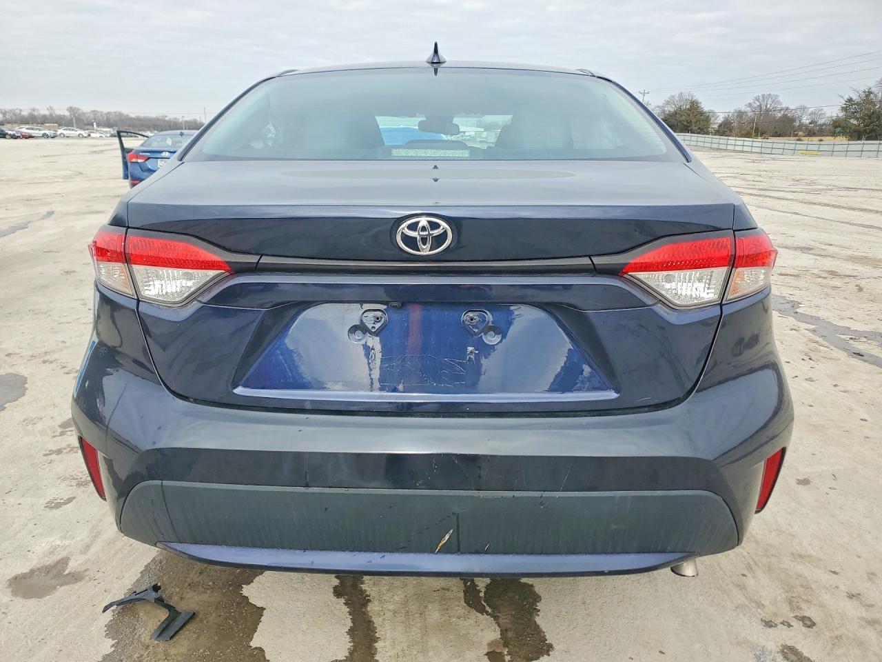 2020 TOYOTA COROLLA LE photo 6