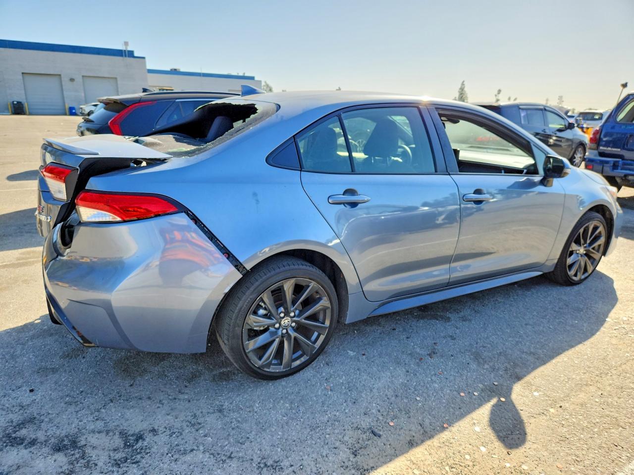 2024 TOYOTA COROLLA LE photo 5