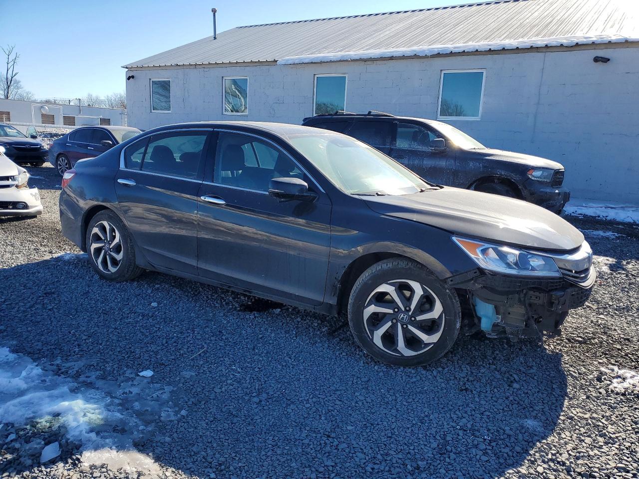 2017 HONDA ACCORD EXL photo 4