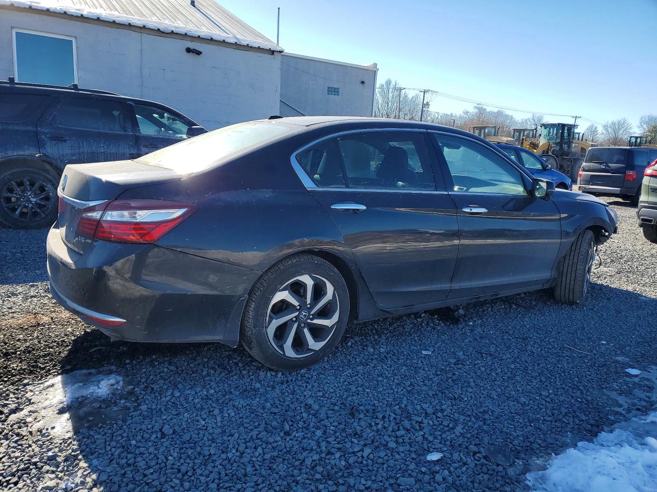 2017 HONDA ACCORD EXL photo 3