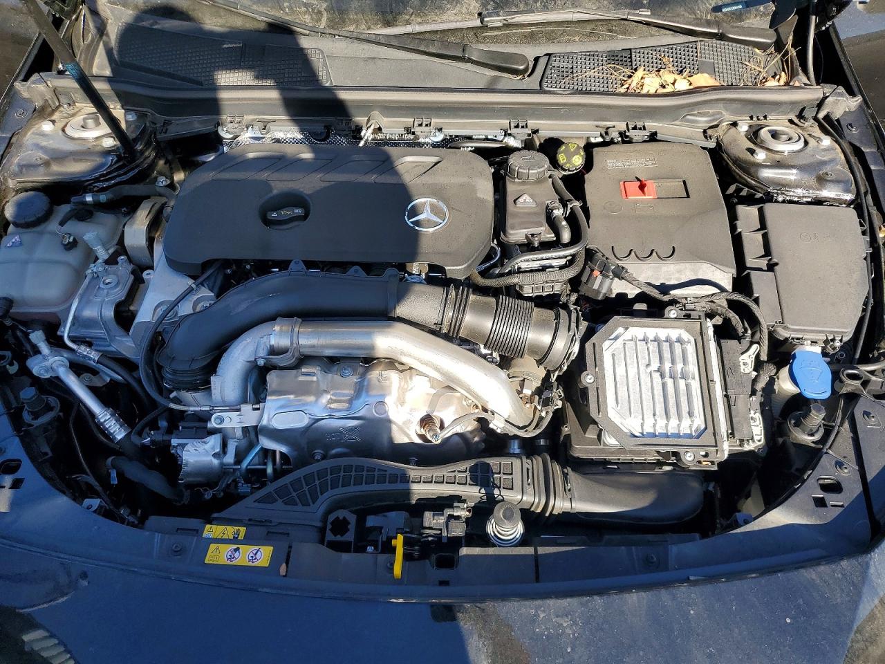 2025 MERCEDES-BENZ CLA 250 photo 11