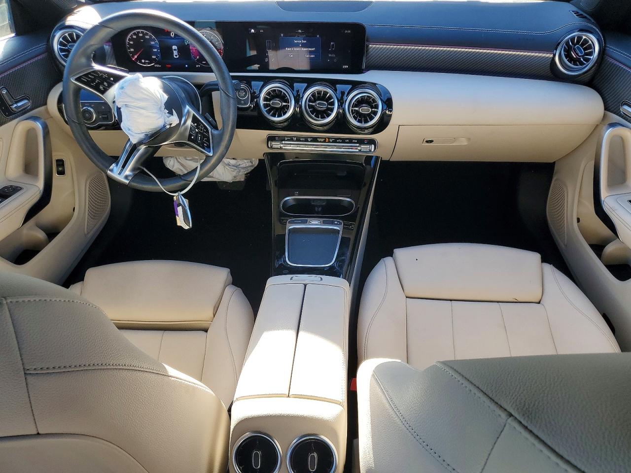 2025 MERCEDES-BENZ CLA 250 photo 8