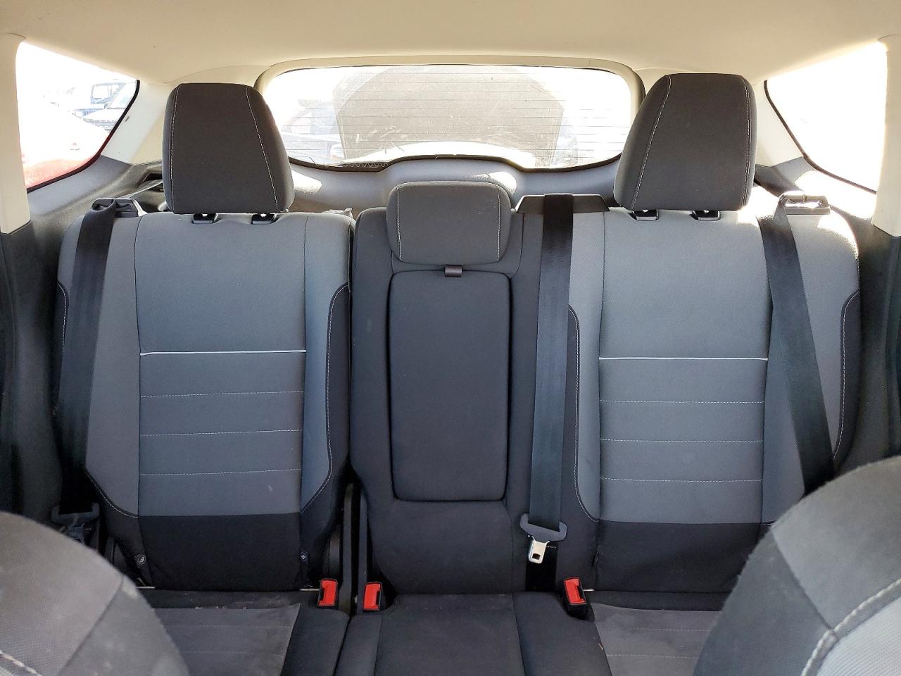 2015 FORD ESCAPE SE photo 19