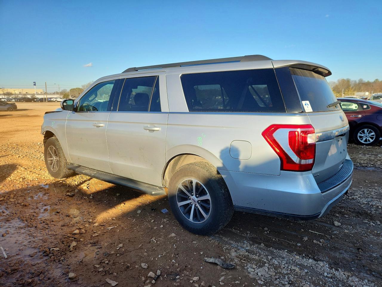 2019 FORD EXPEDITION MAX XLT photo 2