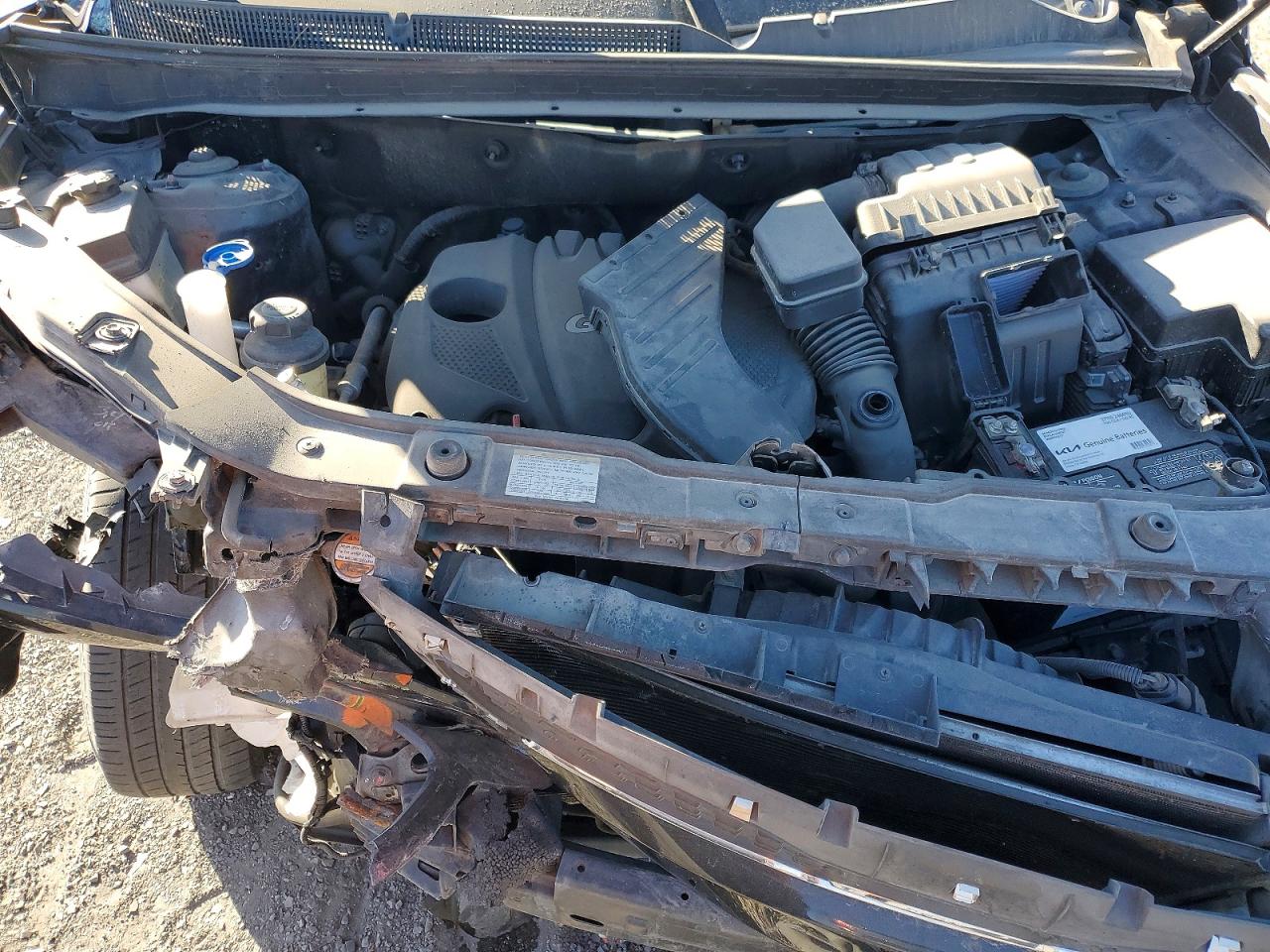 2012 KIA SORENTO BASE photo 12