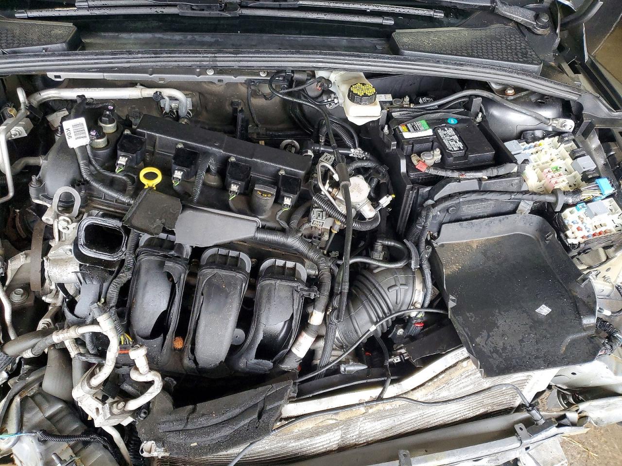 2017 FORD FOCUS SE photo 31