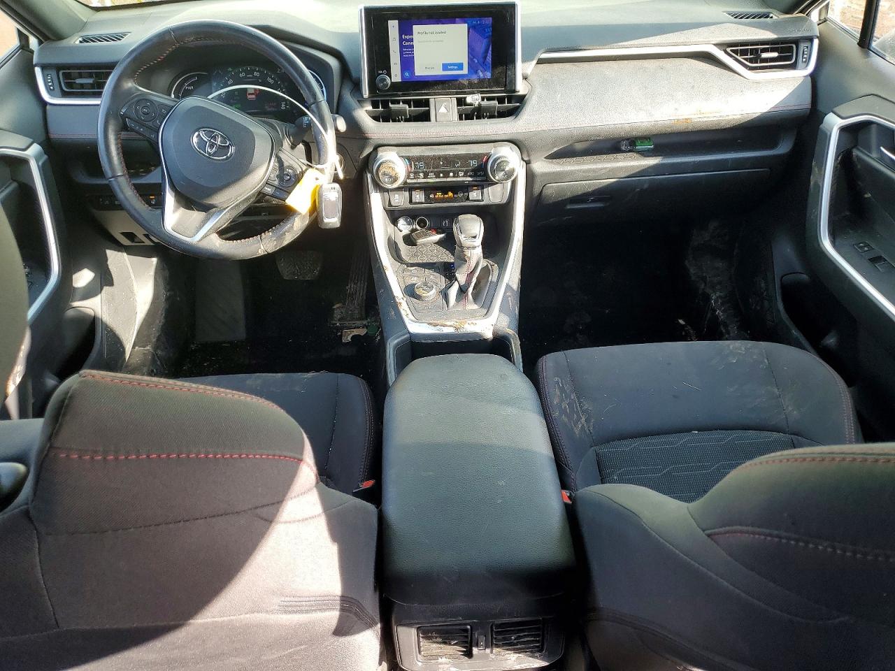 2023 TOYOTA RAV4 PRIME SE photo 8