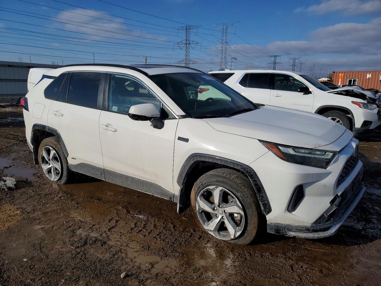2023 TOYOTA RAV4 PRIME SE photo 4