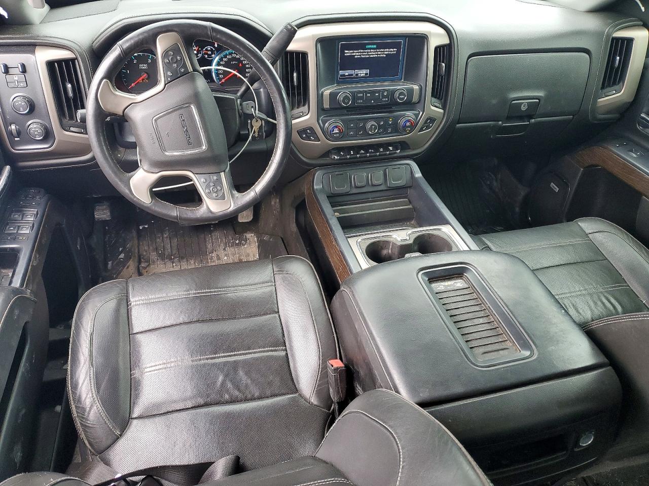 2017 GMC SIERRA K2500 DENALI photo 15