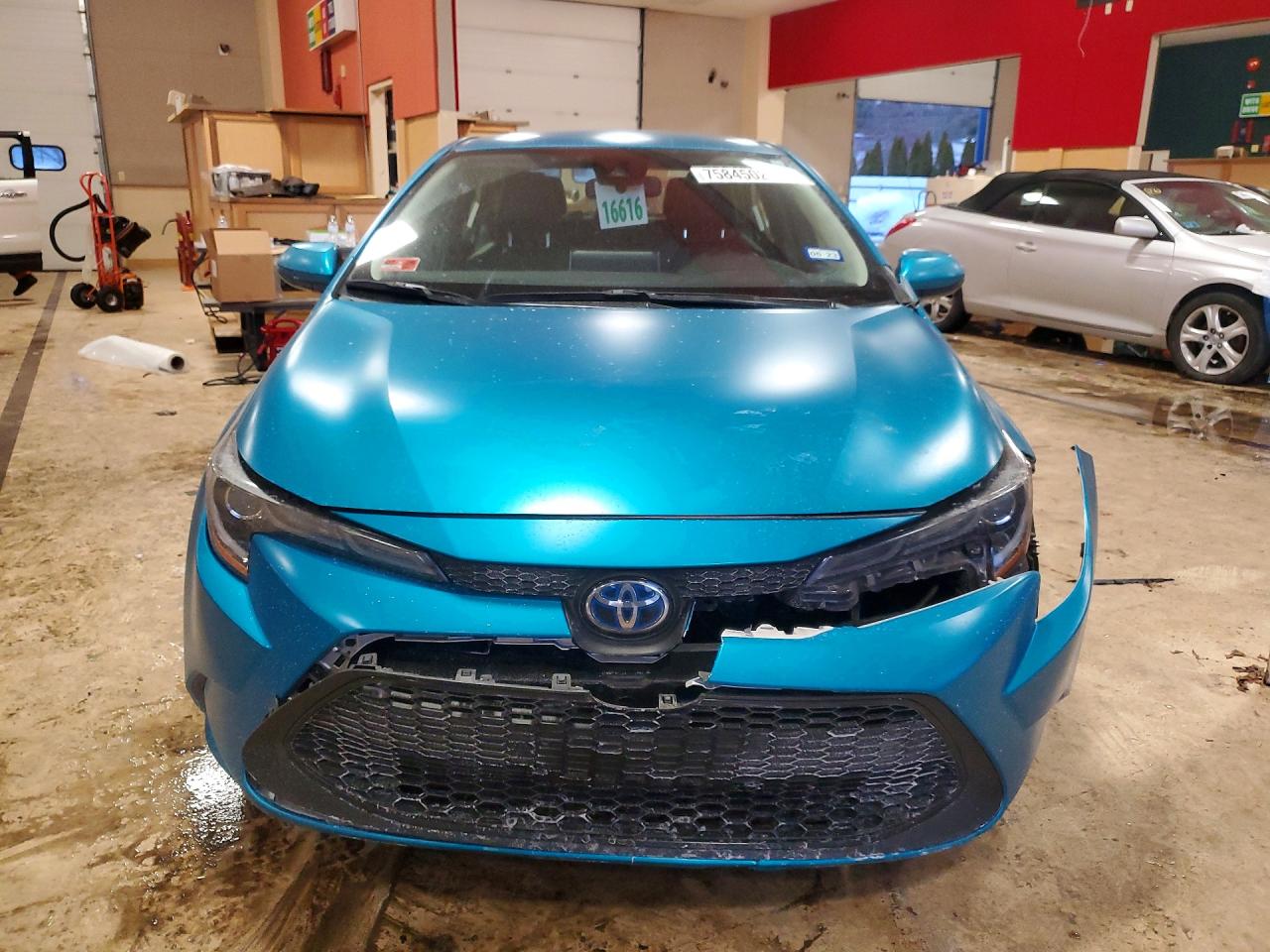 2022 TOYOTA COROLLA LE photo 5