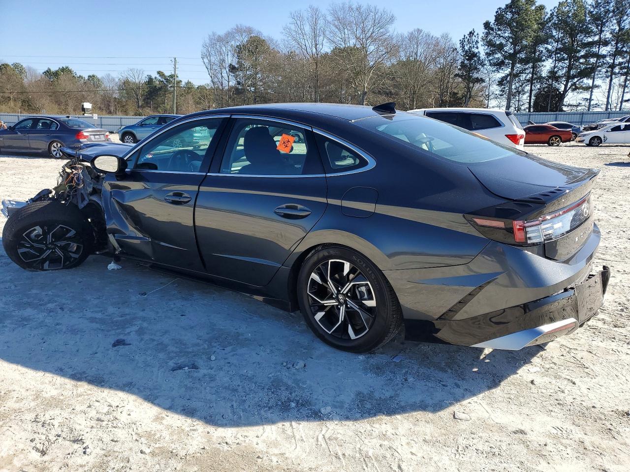 2025 HYUNDAI SONATA SEL photo 2