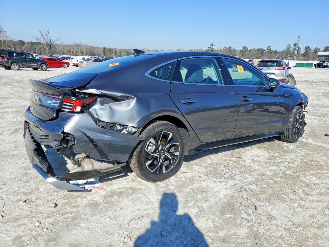 2025 HYUNDAI SONATA SEL photo 3