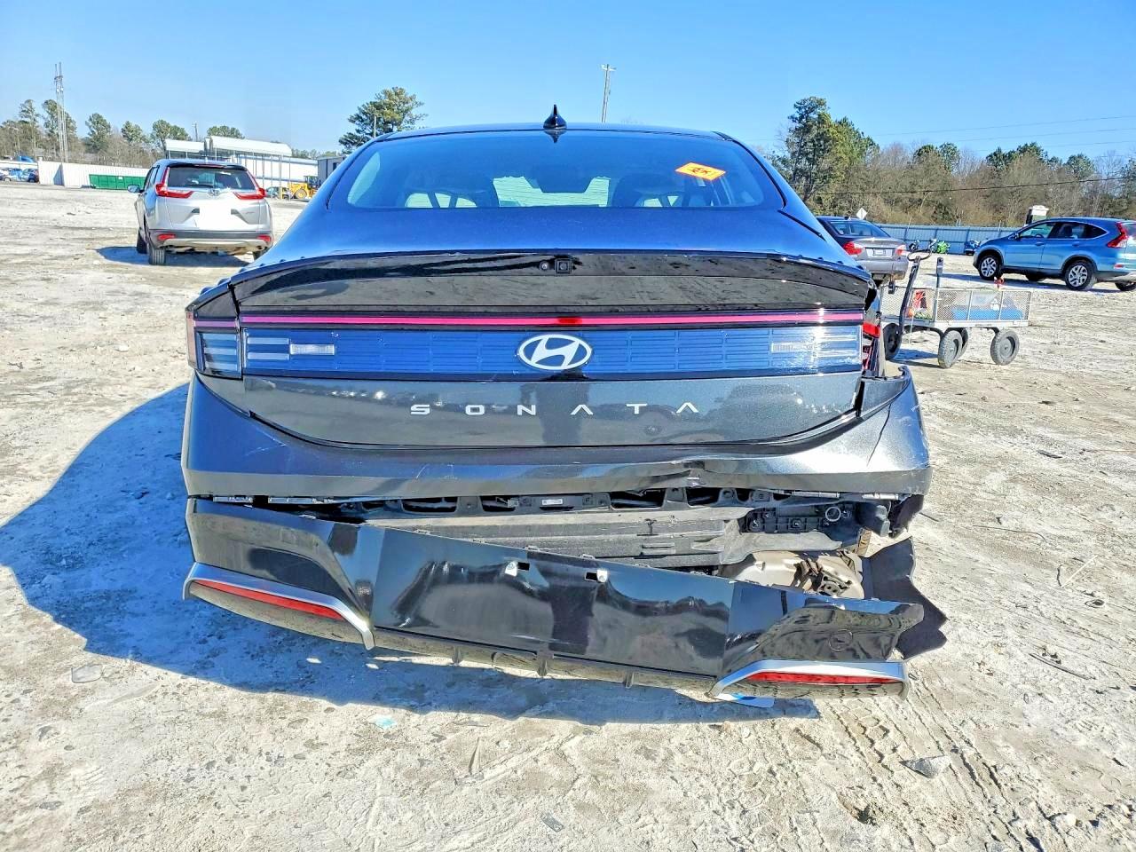 2025 HYUNDAI SONATA SEL photo 6