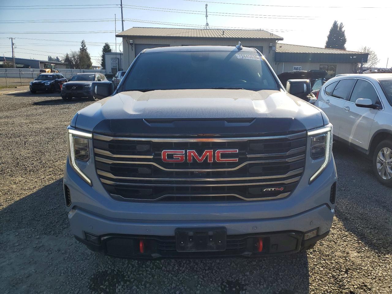 2025 GMC SIERRA K1500 AT4 photo 5