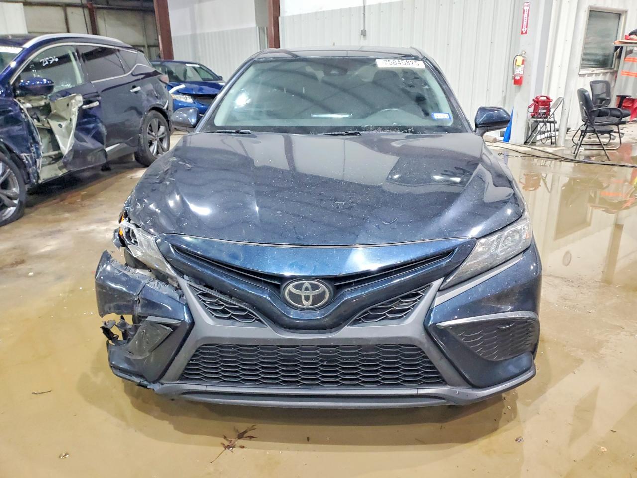 2021 TOYOTA CAMRY SE photo 5