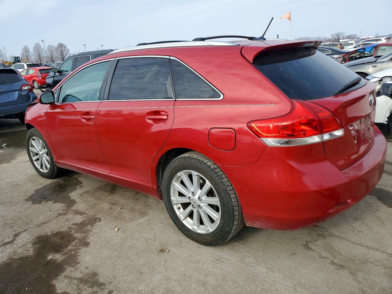 2009 TOYOTA VENZA photo 2