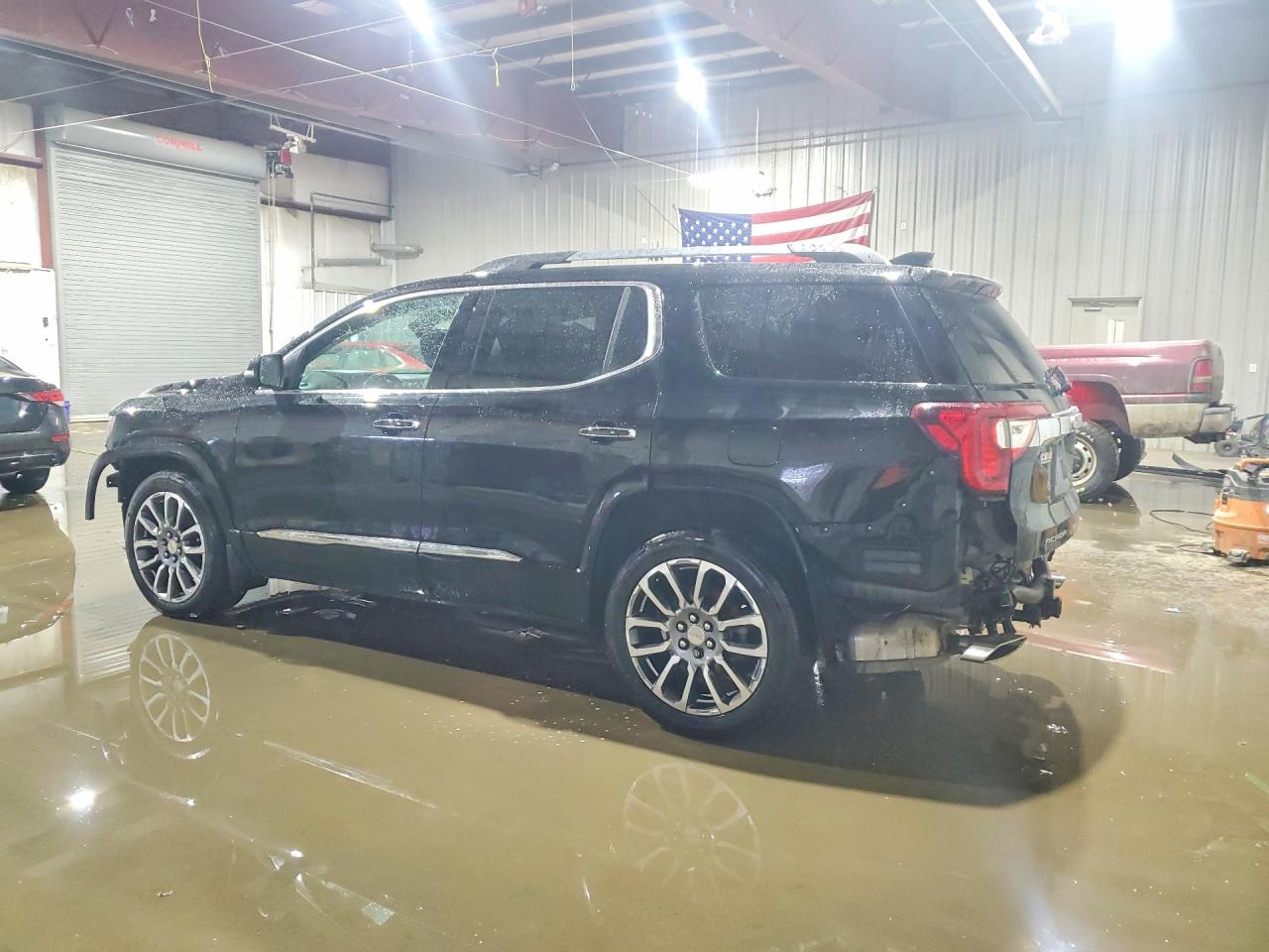 2021 GMC ACADIA DENALI photo 3