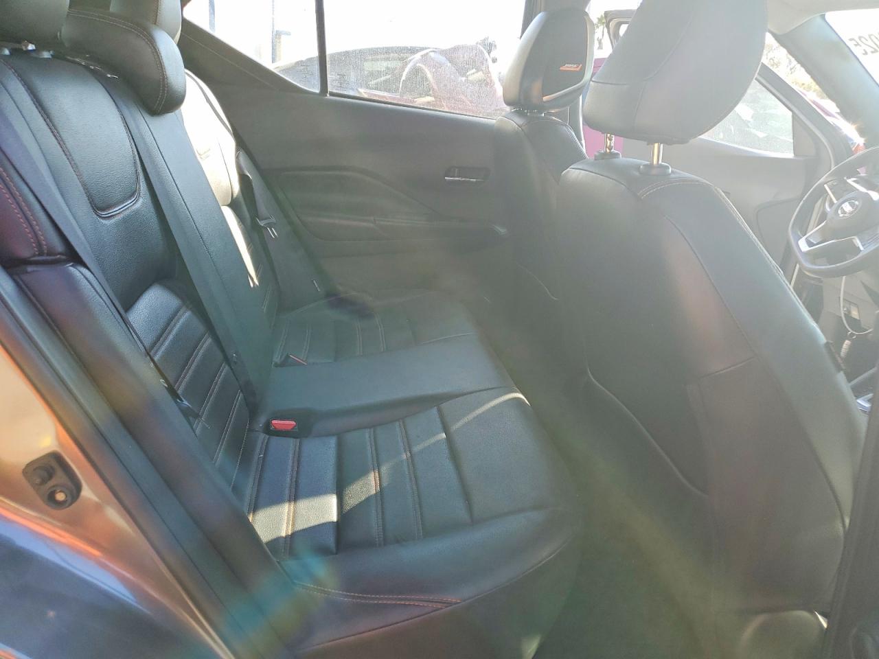 2020 NISSAN KICKS SR photo 21