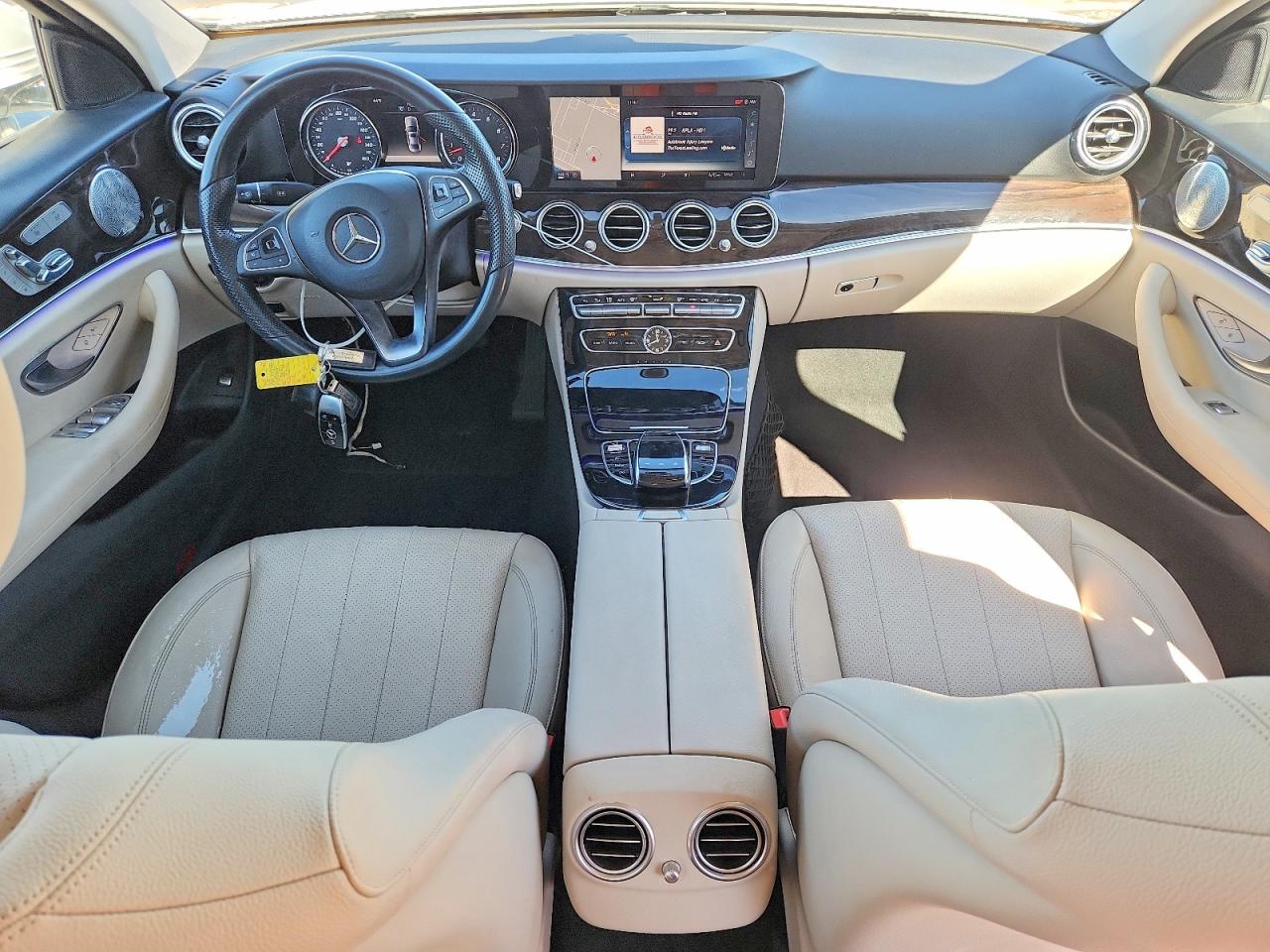 2017 MERCEDES-BENZ E 300 photo 22