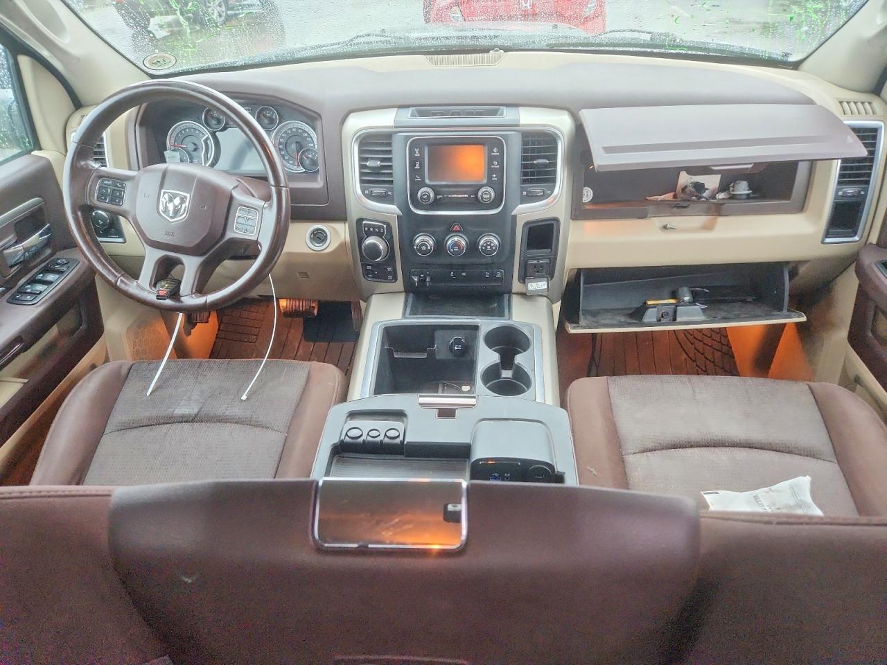 2014 RAM 1500 SLT photo 8