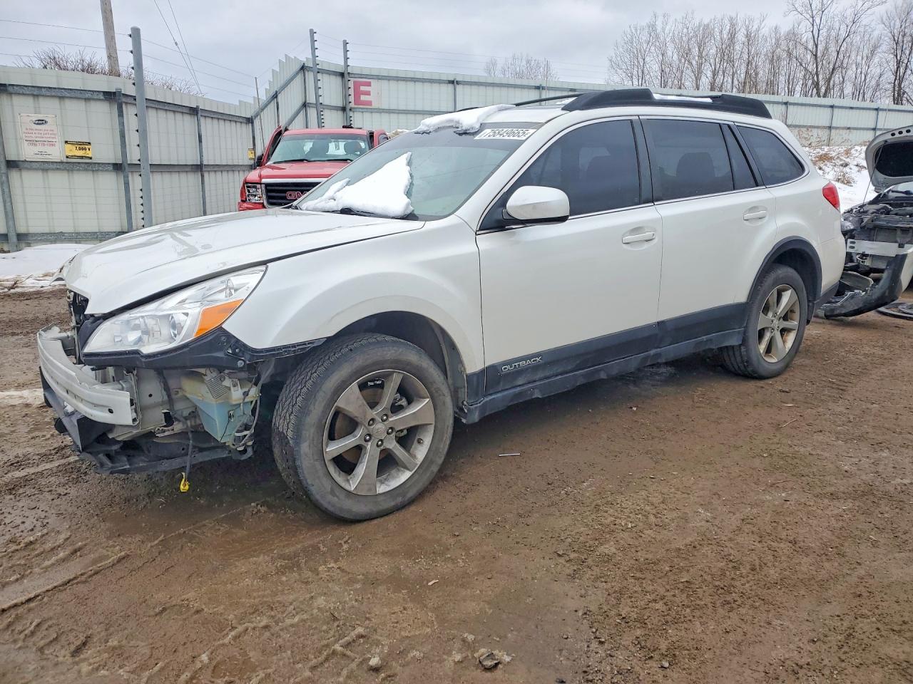 2014 SUBARU OUTBACK