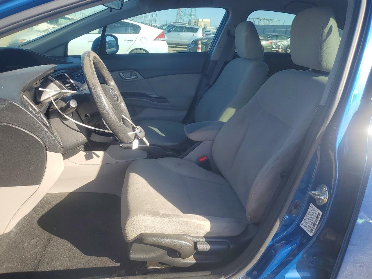 2013 HONDA CIVIC LX photo 7