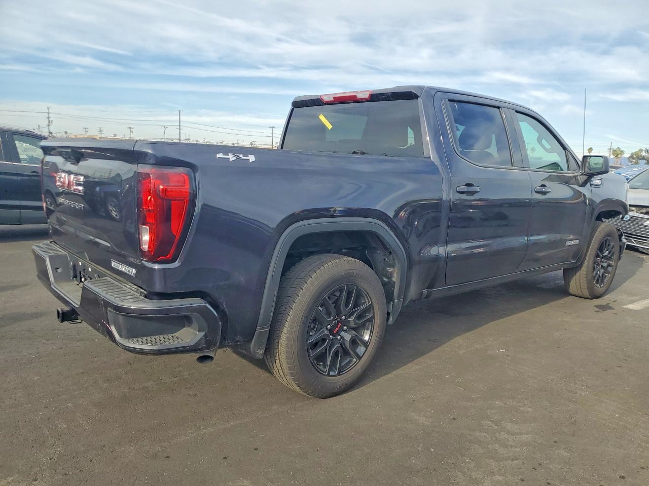 2025 GMC SIERRA K1500 ELEVATION-L photo 7