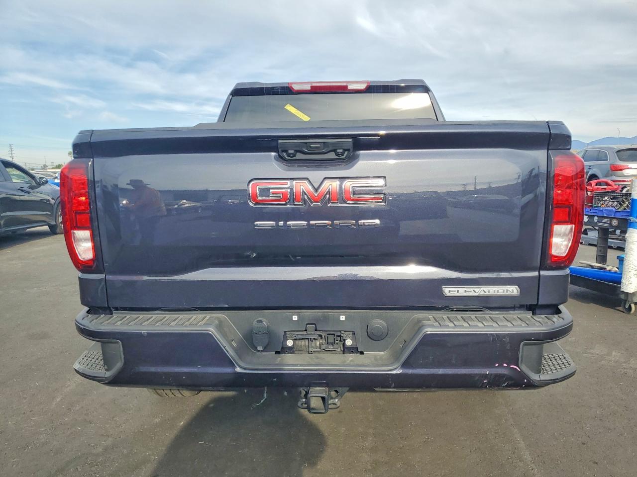 2025 GMC SIERRA K1500 ELEVATION-L photo 16