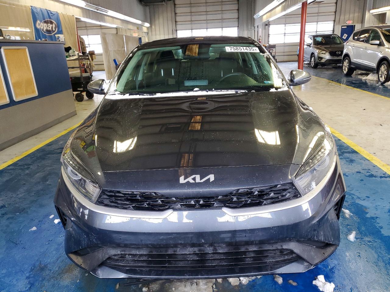 2024 KIA FORTE LXS photo 5