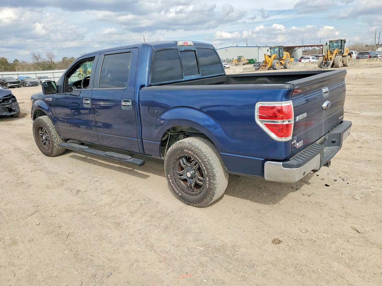 2013 FORD F150 SUPERCREW photo 2