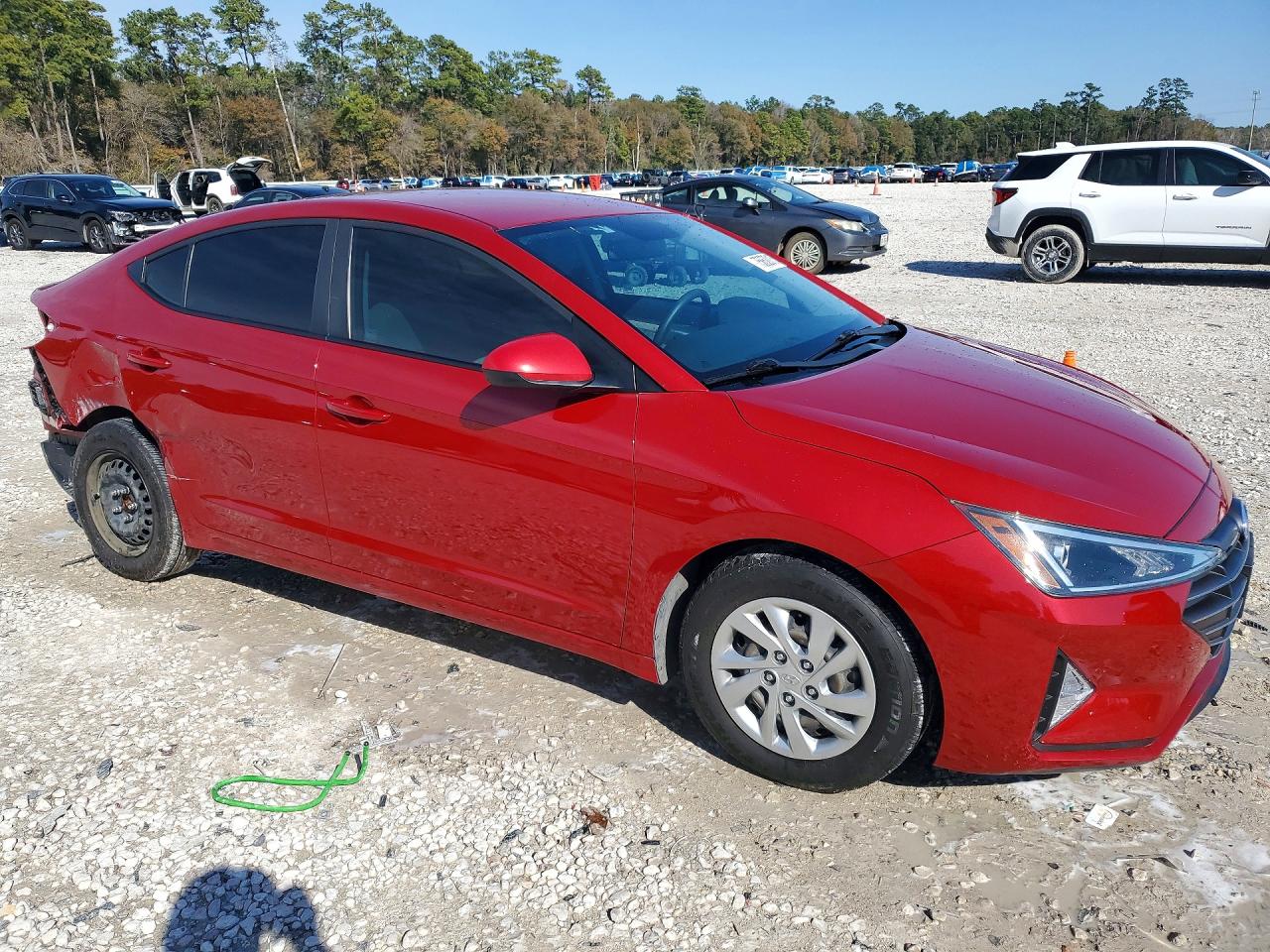 2019 HYUNDAI ELANTRA SE photo 4