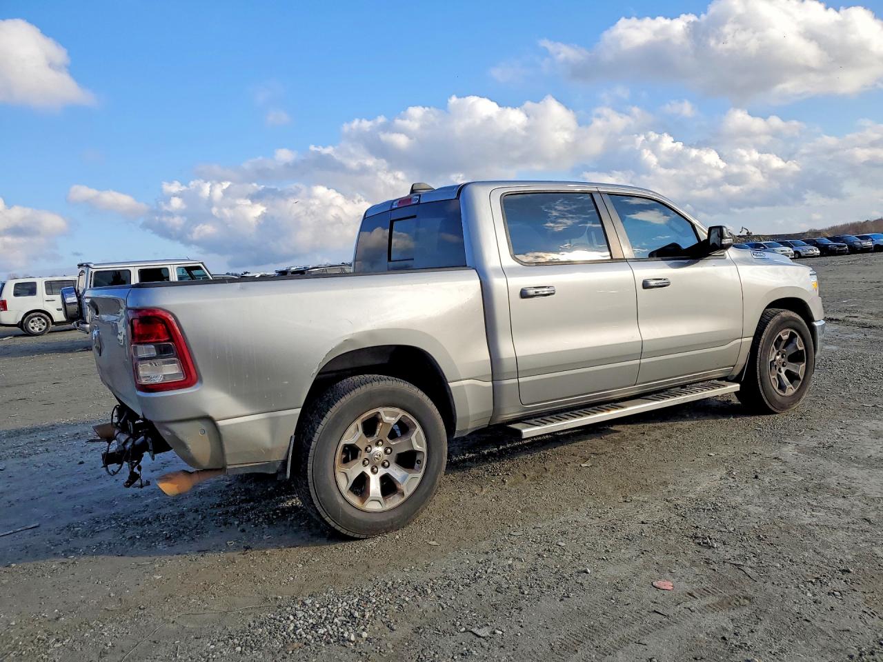 2019 RAM 1500 BIG HORN/LONE STAR photo 3